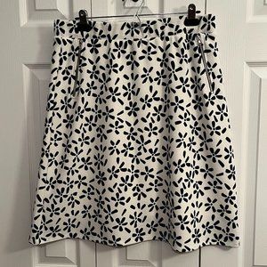 EUC Le Lis Maura Zip Pocket Detail Skirt